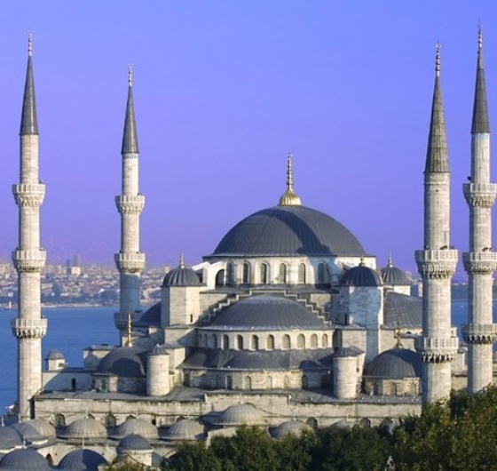 Ramazan´a özel İstanbul Camiiler ve Boğaz Turu Eşliğinde İftar Yemeği 16 Mart